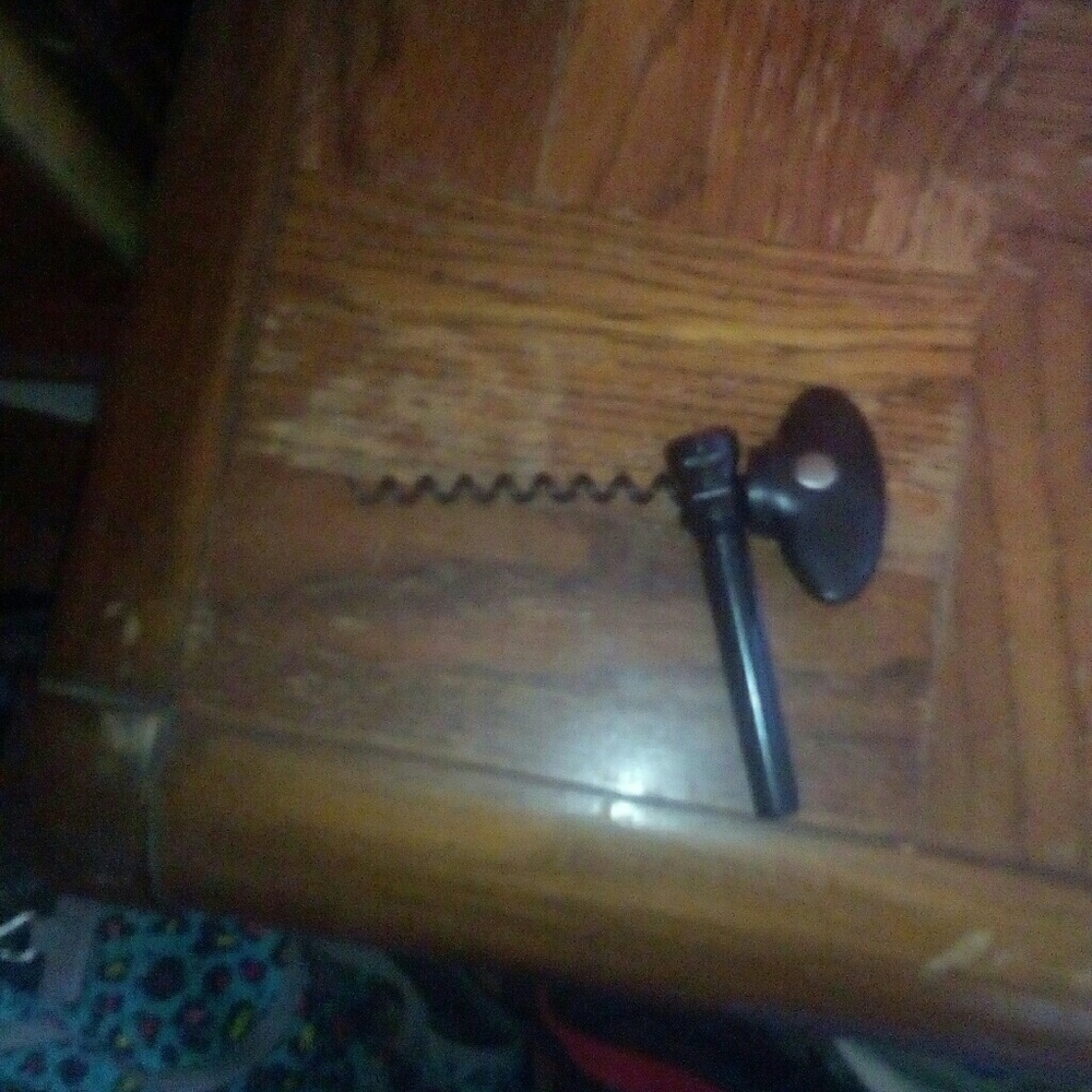 Wine opener